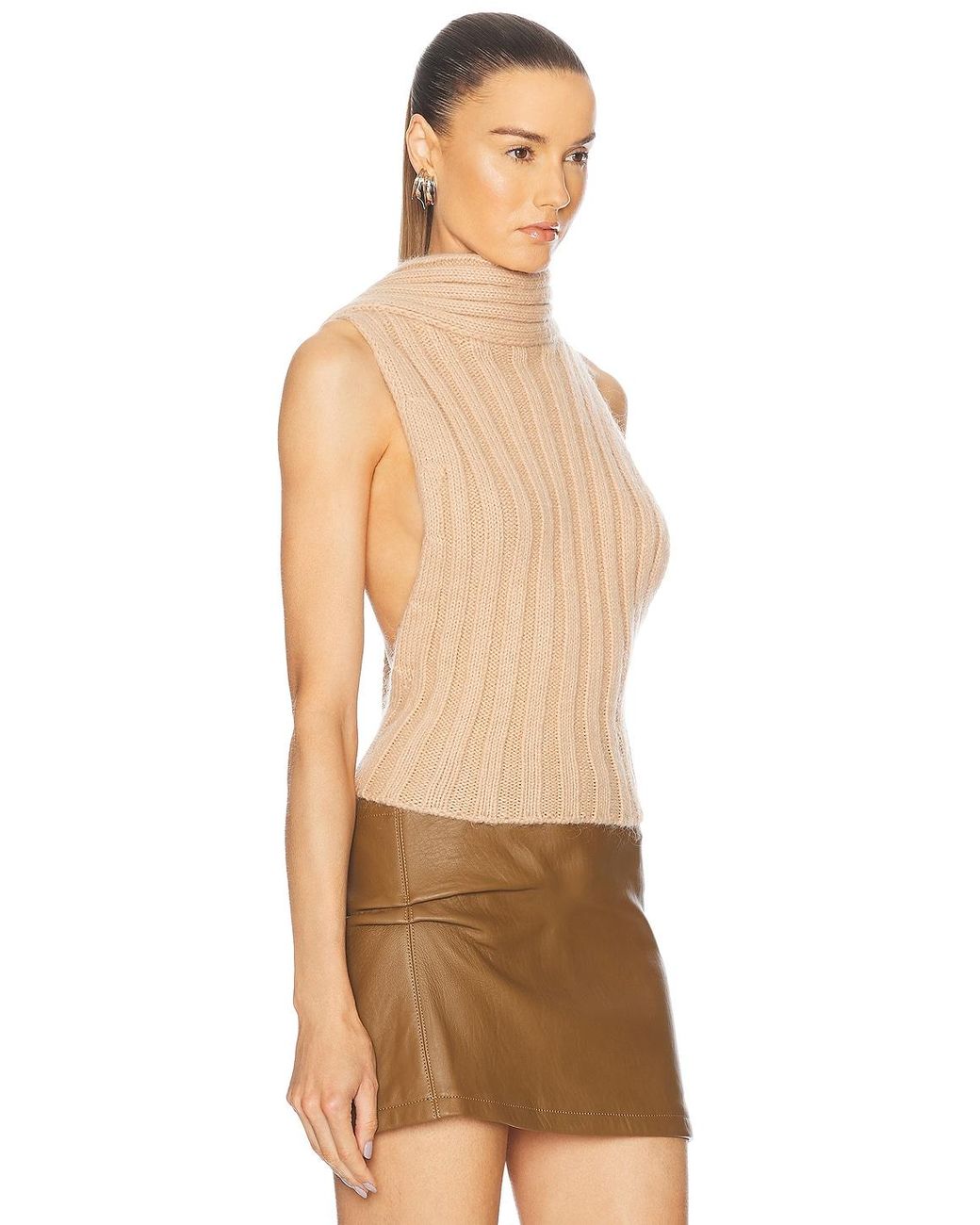 Area Natural Sleeveless Twisted Top