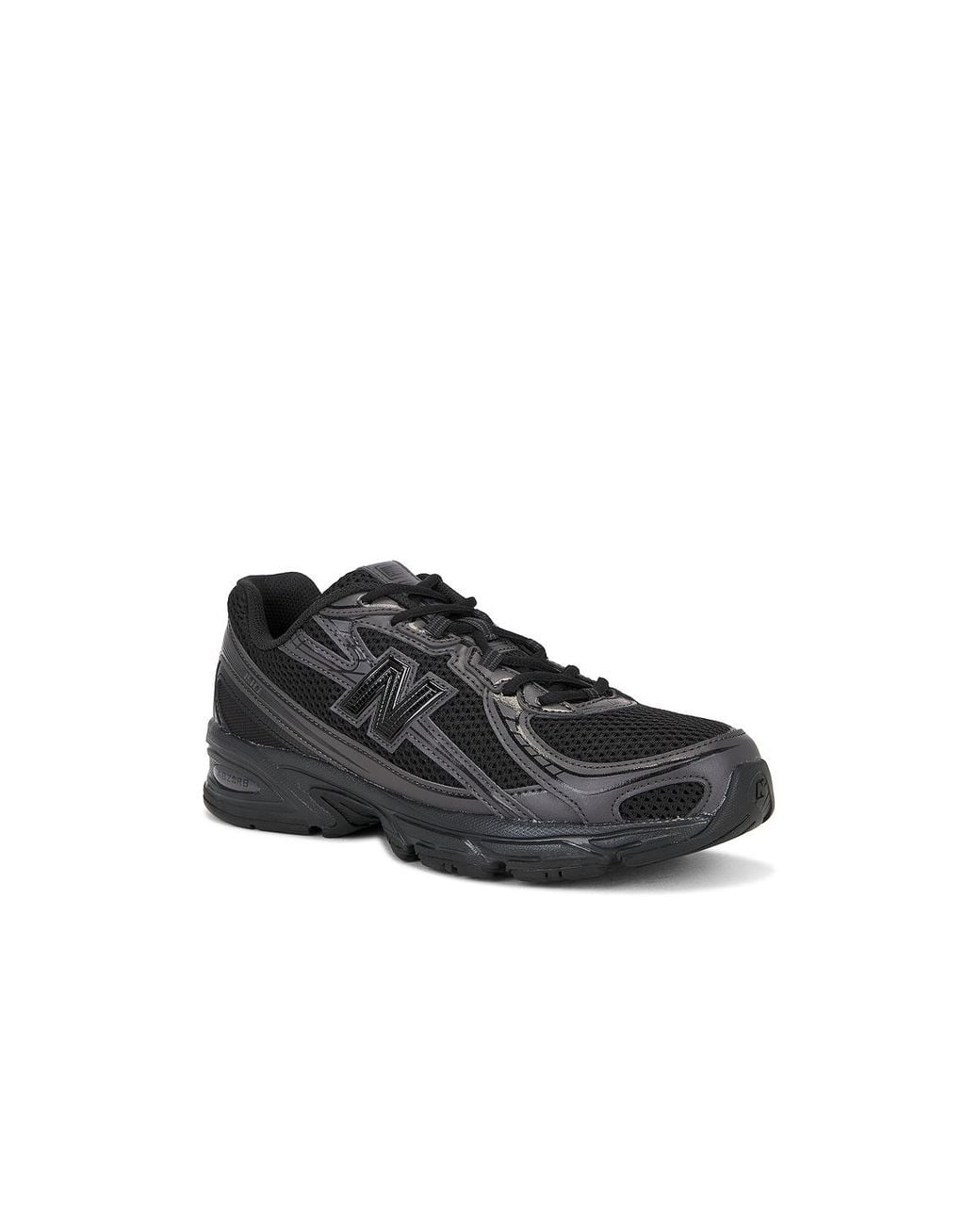 New Balance Black U740Bo2