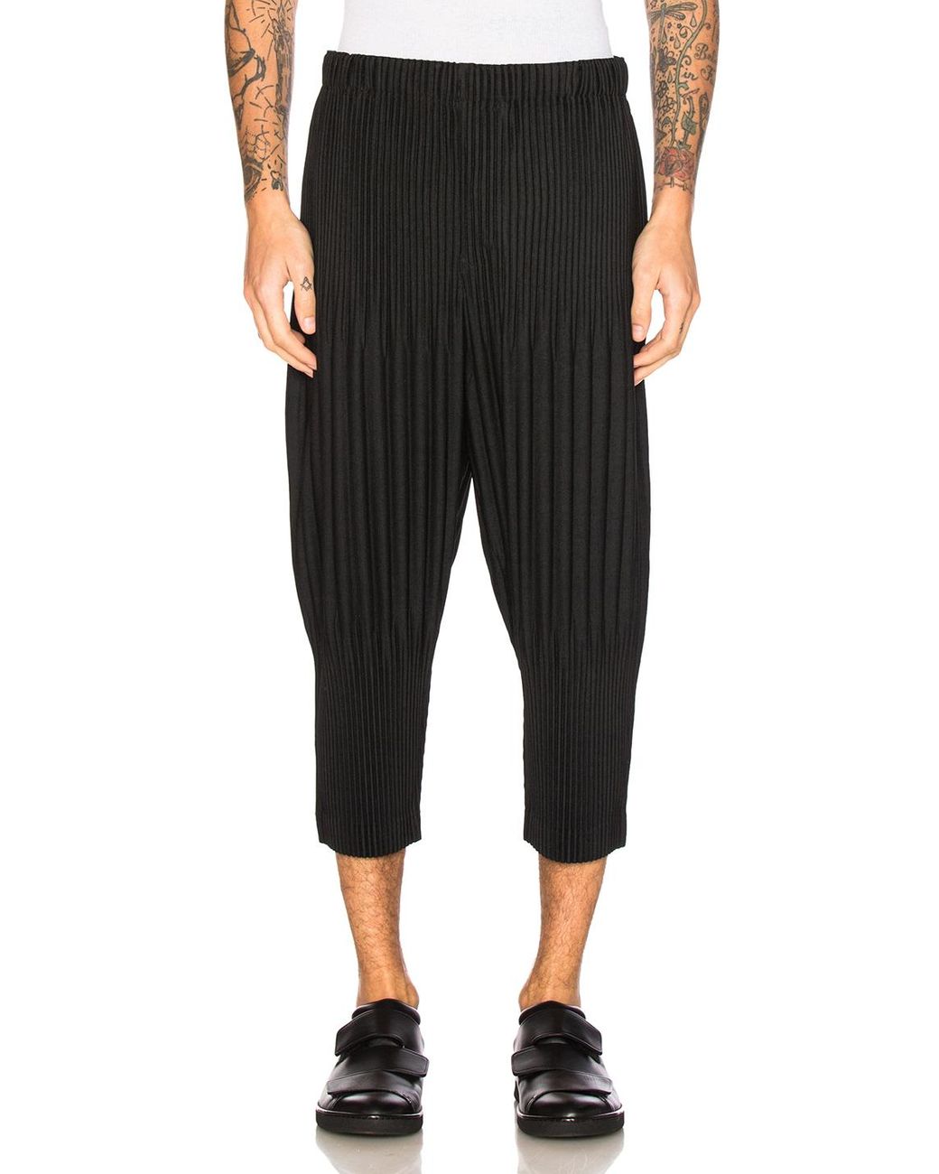 issey miyake homme plisse shorts black