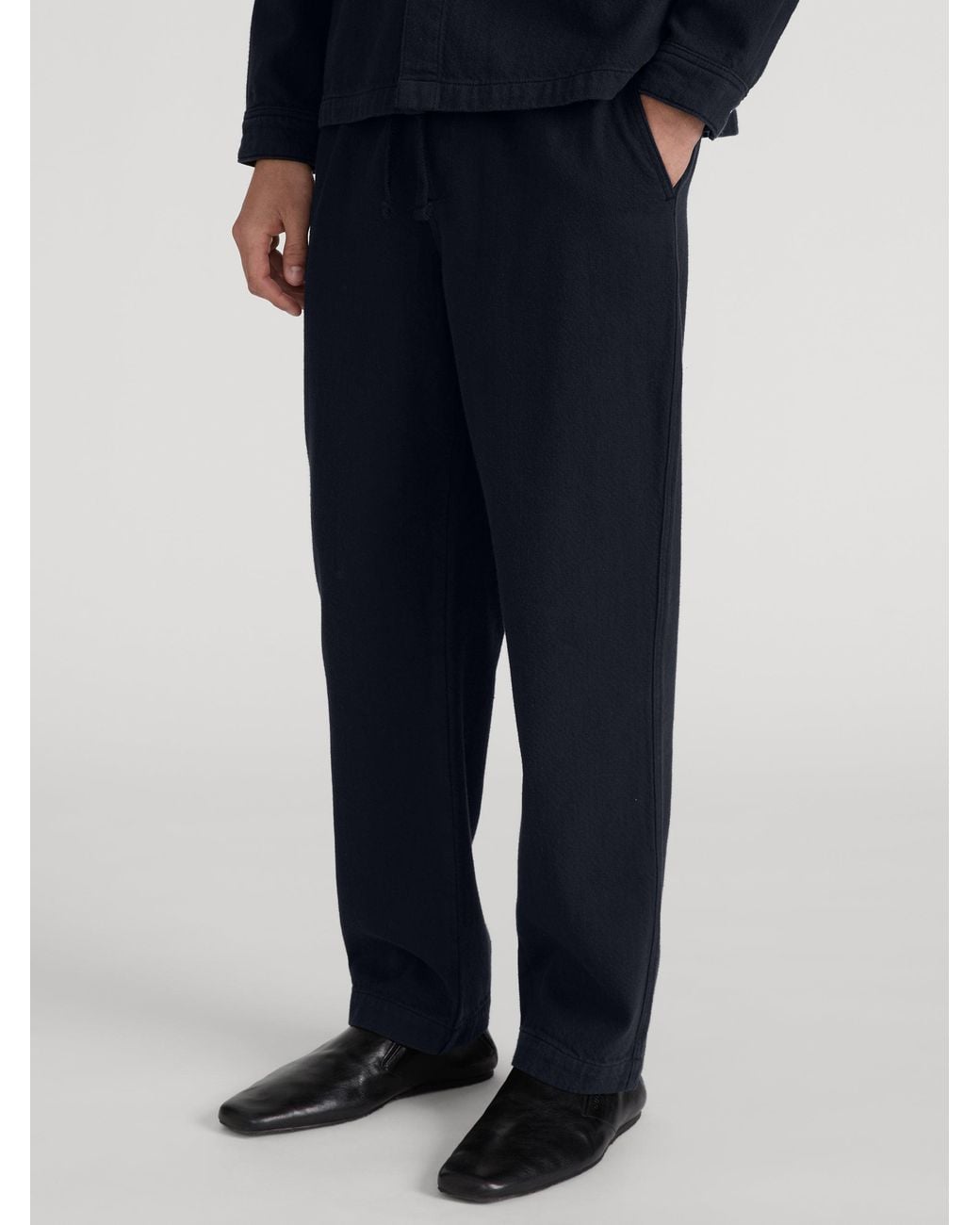 Frame Gray Texture FRAME Textured Terry Travel Pant in Blue for Men | Lyst