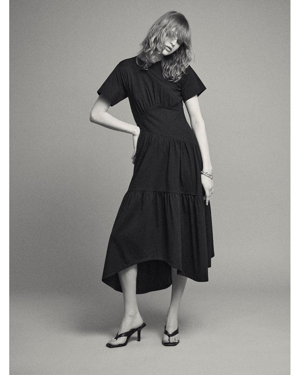 FRAME Gathered Seam Short Sleeve Dress in Black | Lyst