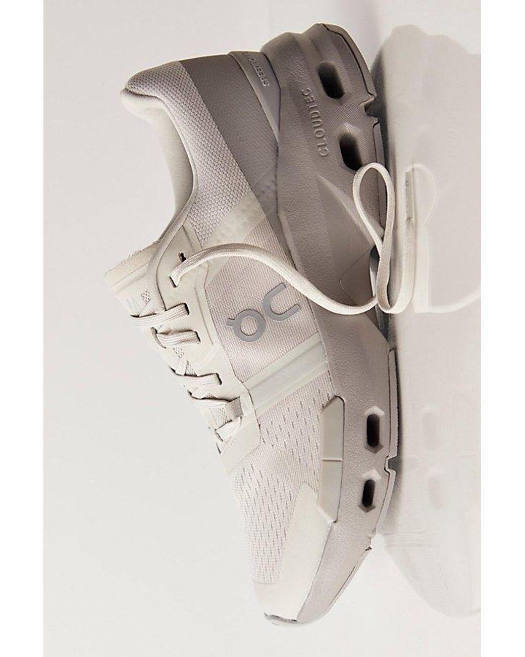 【emmi×On】On x MotivNY Cloudpu s-l1200.jpg
