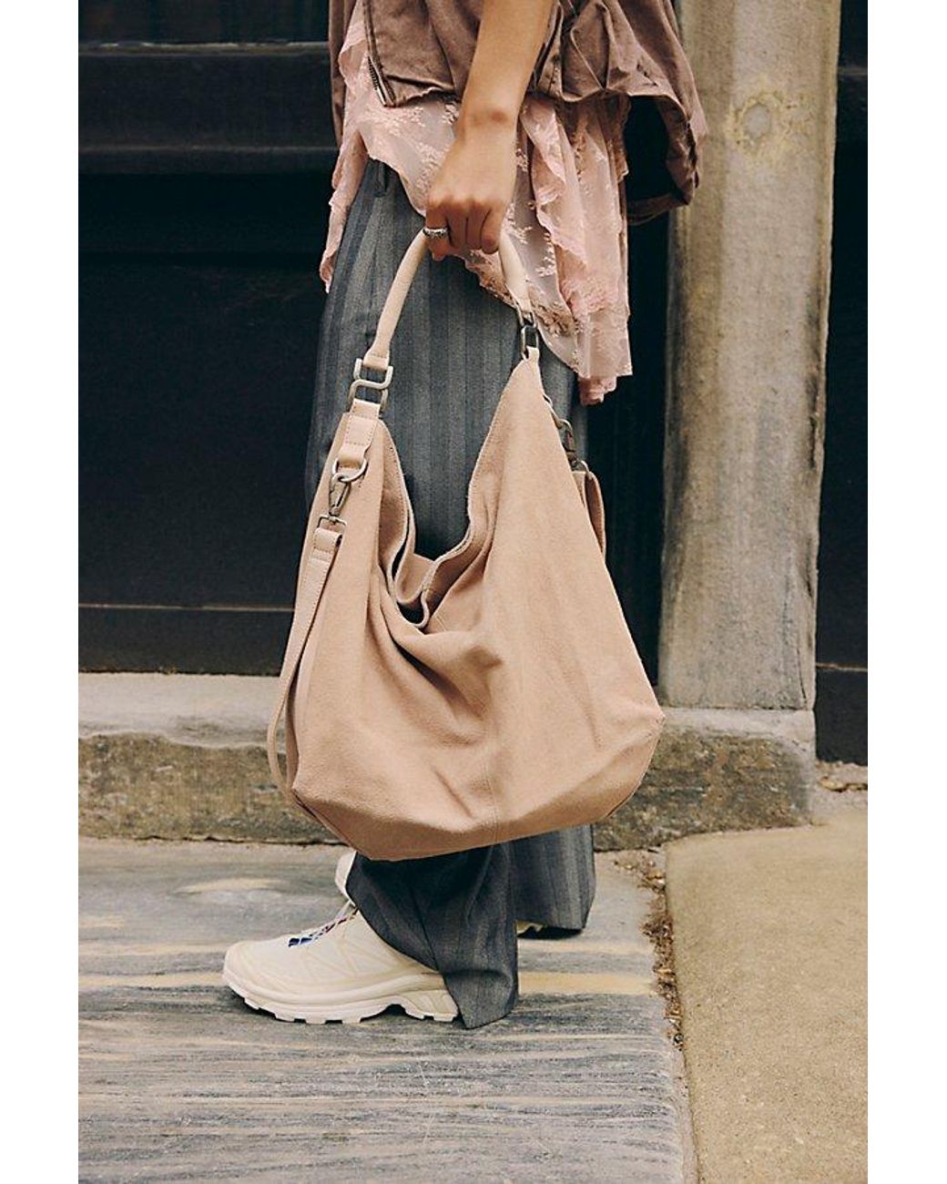 Free People Suzie Suede Slouch Tote in Natural | Lyst UK