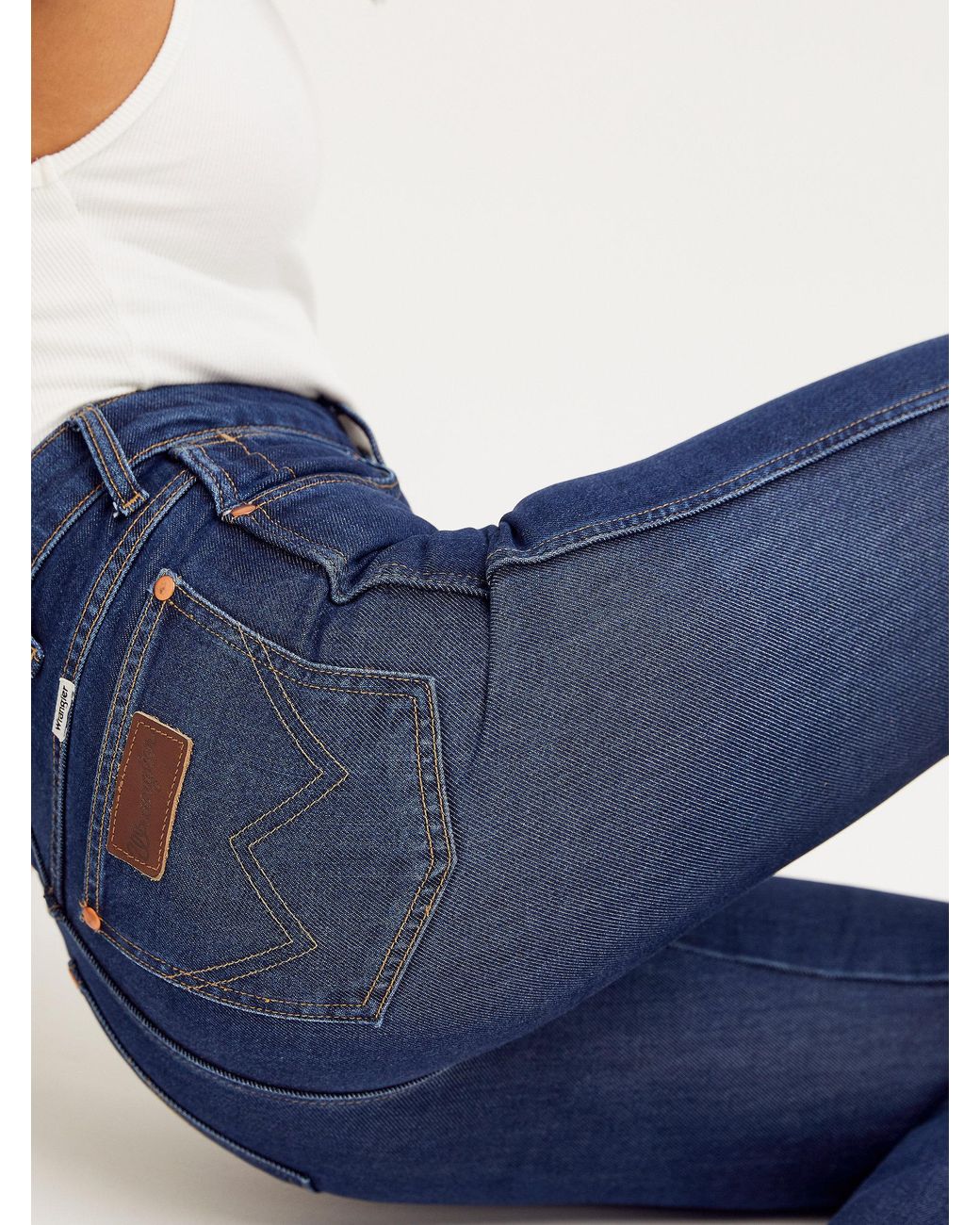 Free People Wrangler Wanderer 622 High Rise Flare Jeans in Blue | Lyst