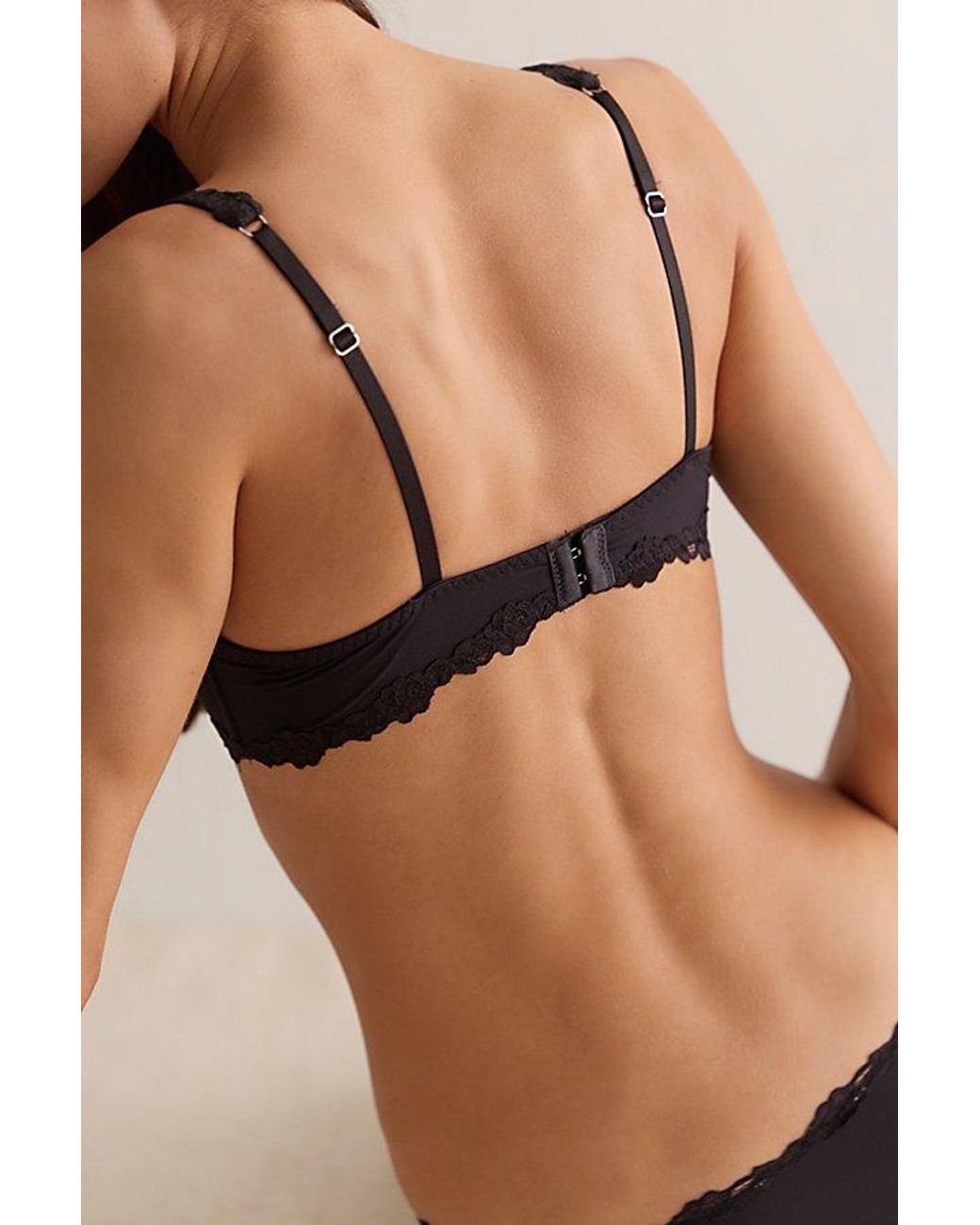 Intimately By Free People Black Charlie Lace Microfiber Plunge Underwire Bra By