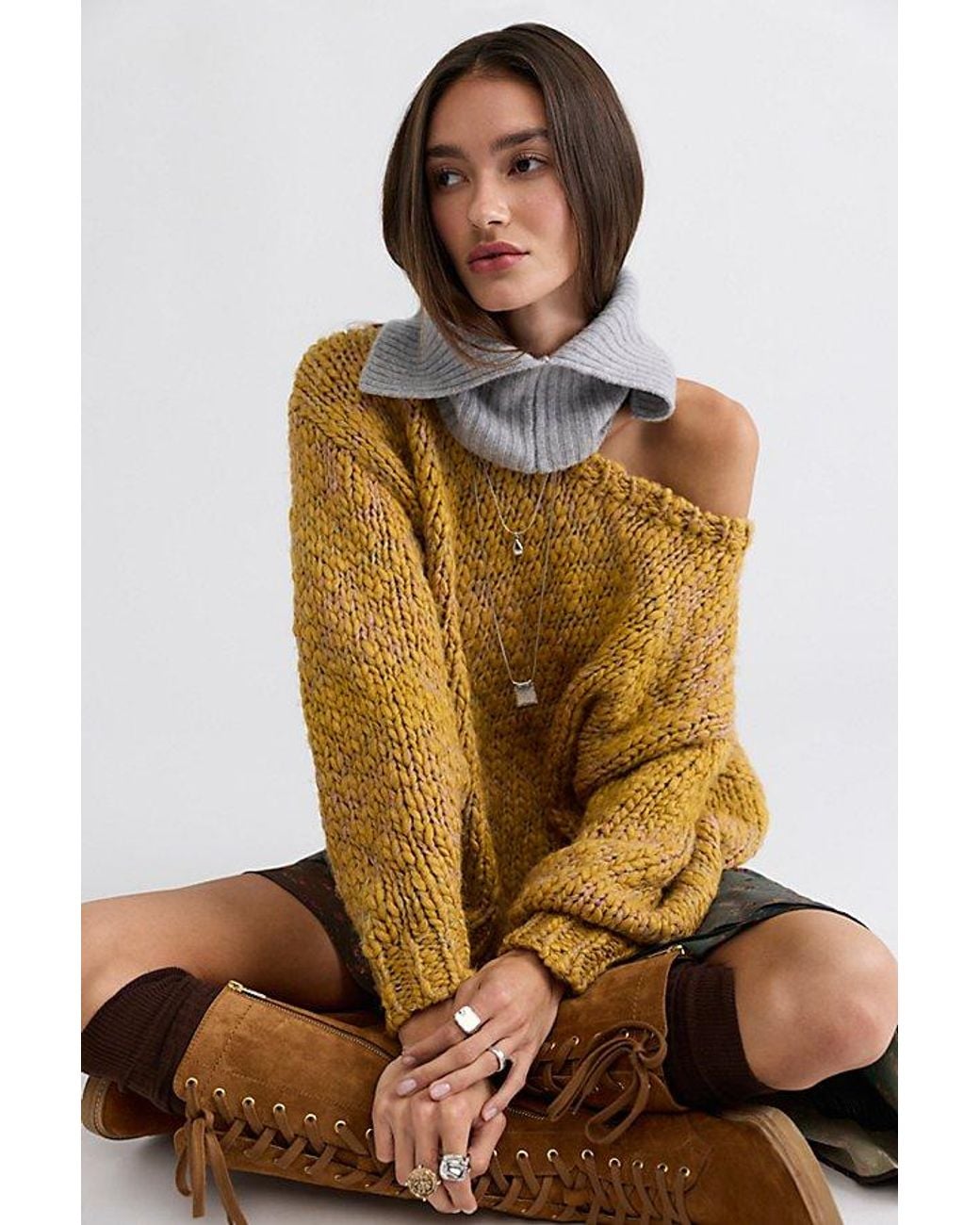 Free People Brown Cmere Snood