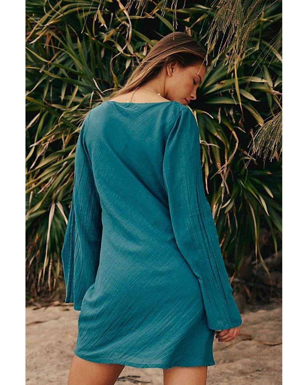 free-est Blue Sunstare Solid Mini Dress By