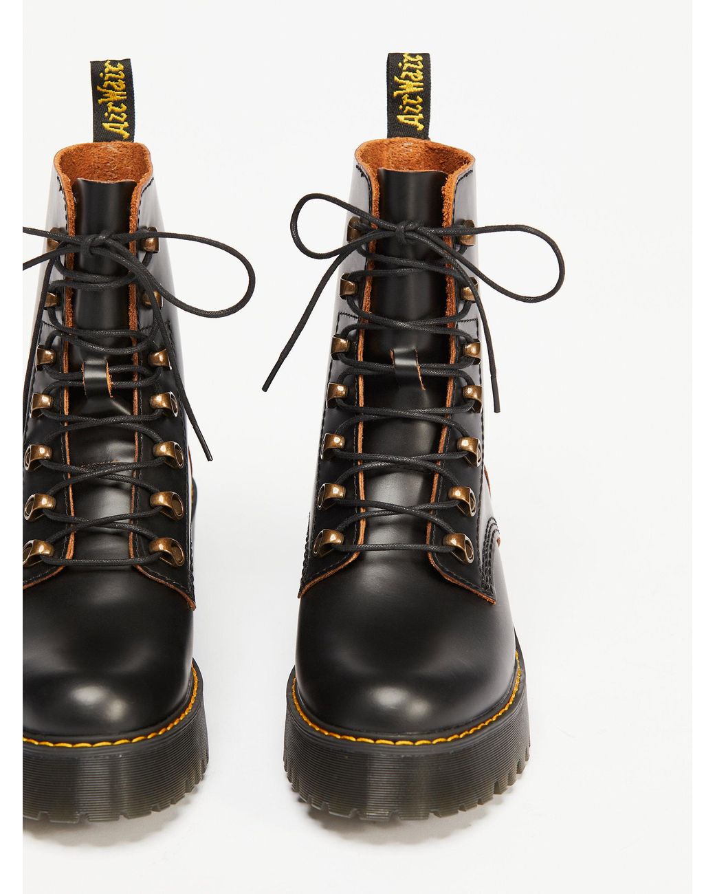 dr martens leona platform