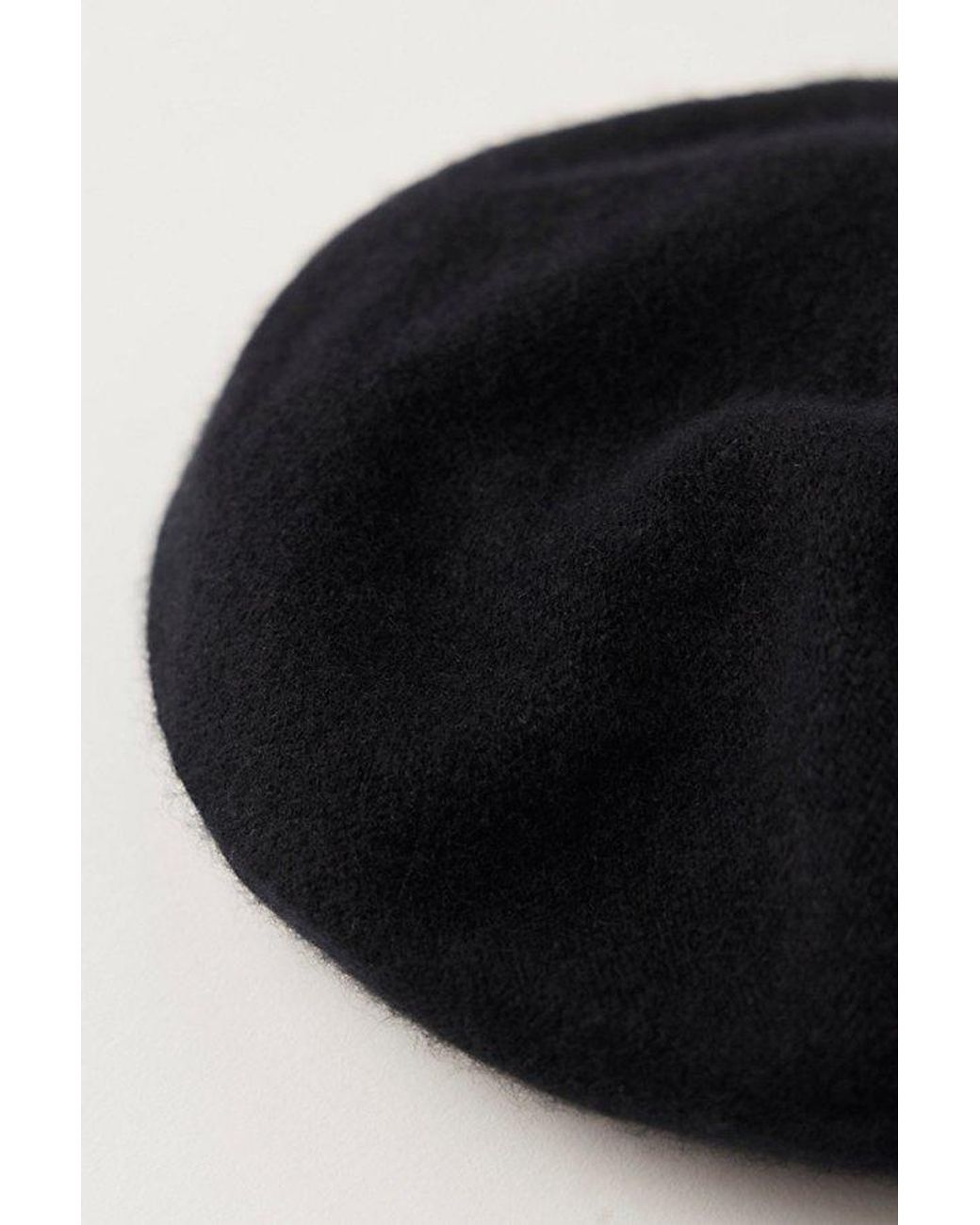 Free People Black Chic Cashmere Beret