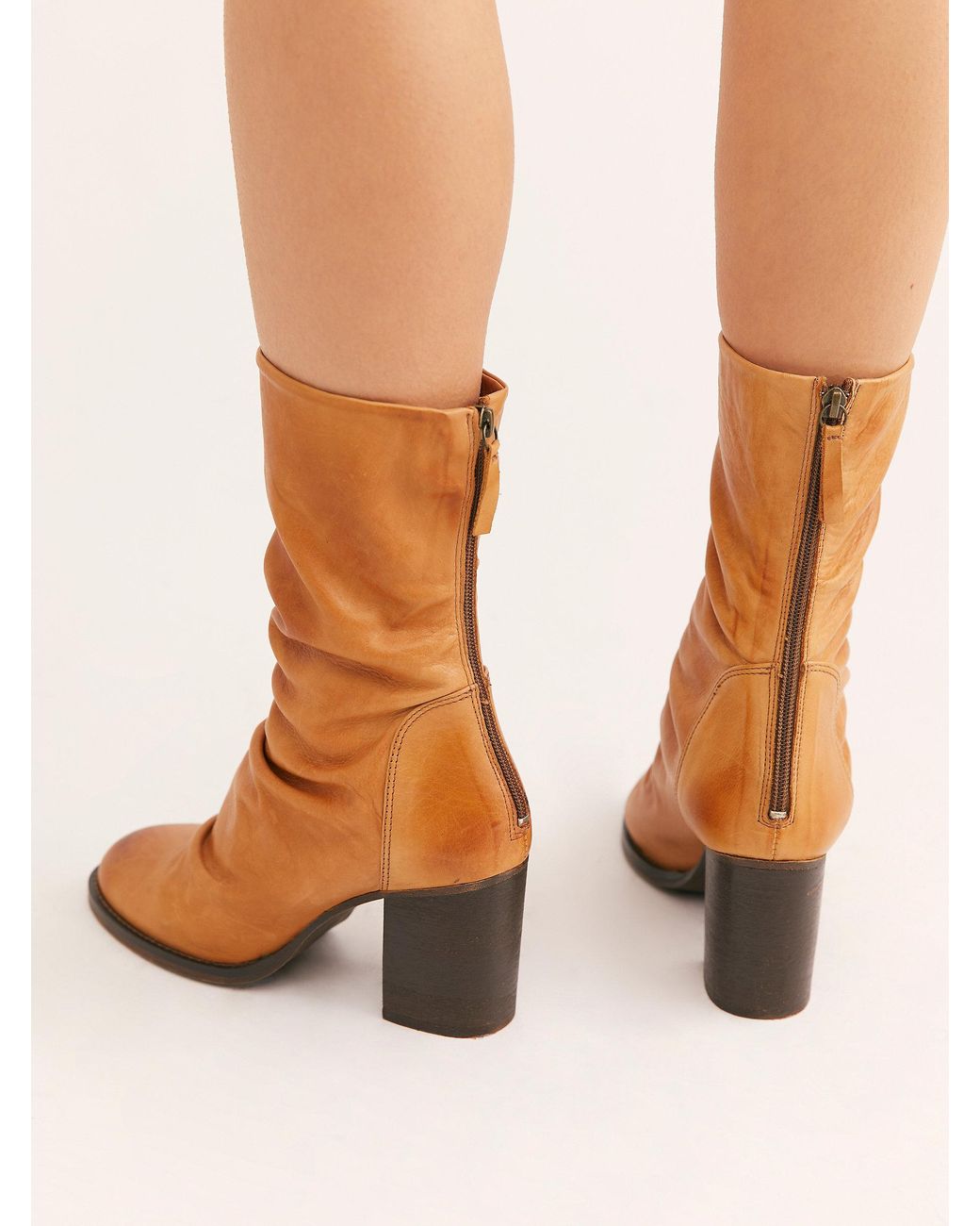elle block heel boot bone