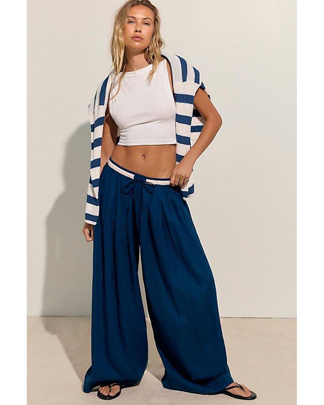 free-est Blue Sandshell Linen Sweet Escape Pants By