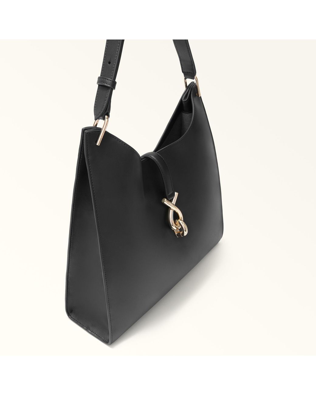 Furla Mianova Shoulder Bag Nero Ferrara Calf Leather in Black | Lyst