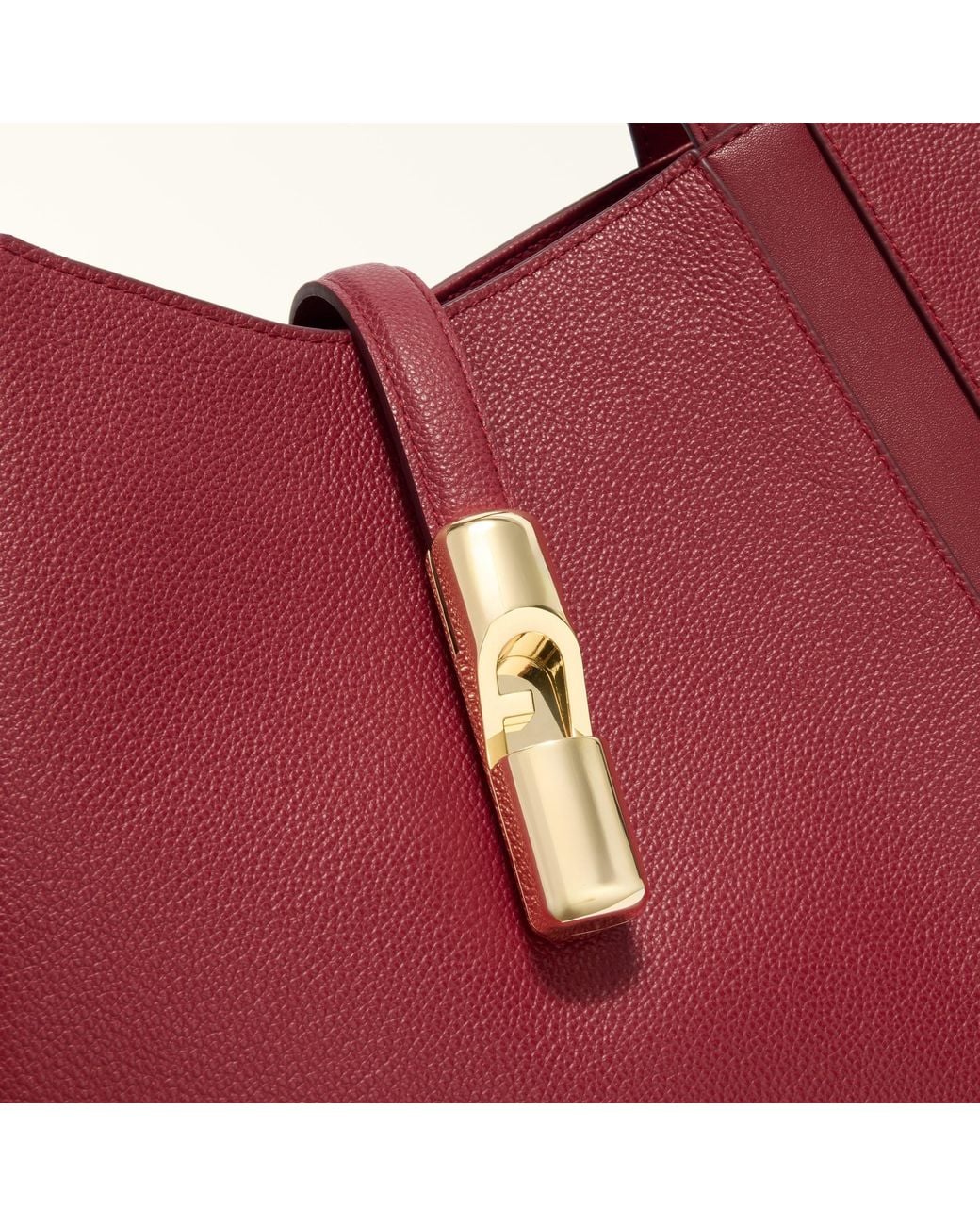 Furla Red Goccia Tote Ciliegia D Night Calf Leather + Sidney Calf Leather