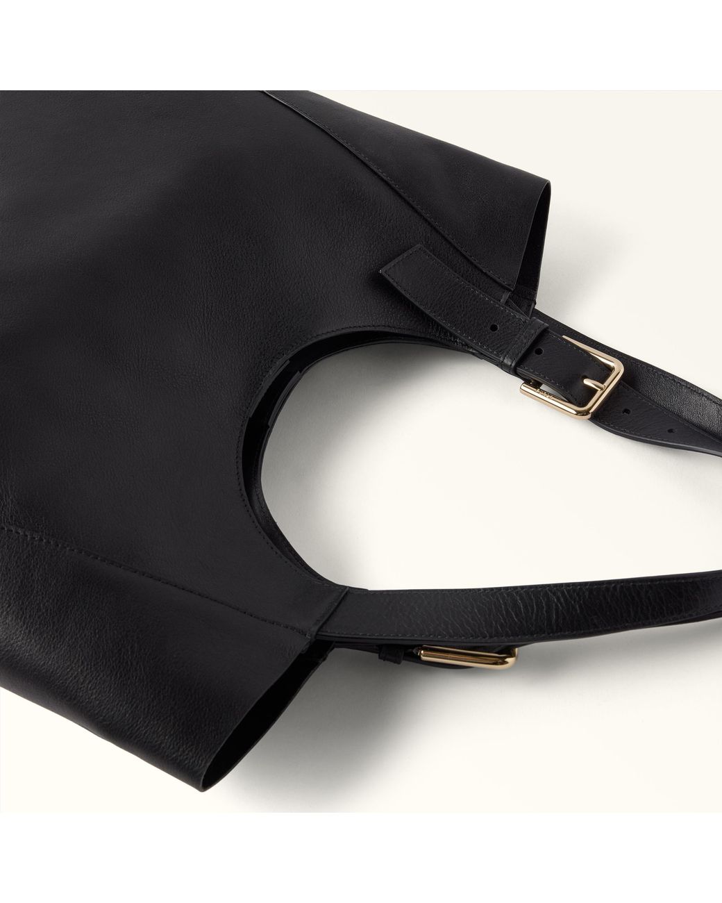 Furla Black Dora Tote M Nero Smith Calf Leather