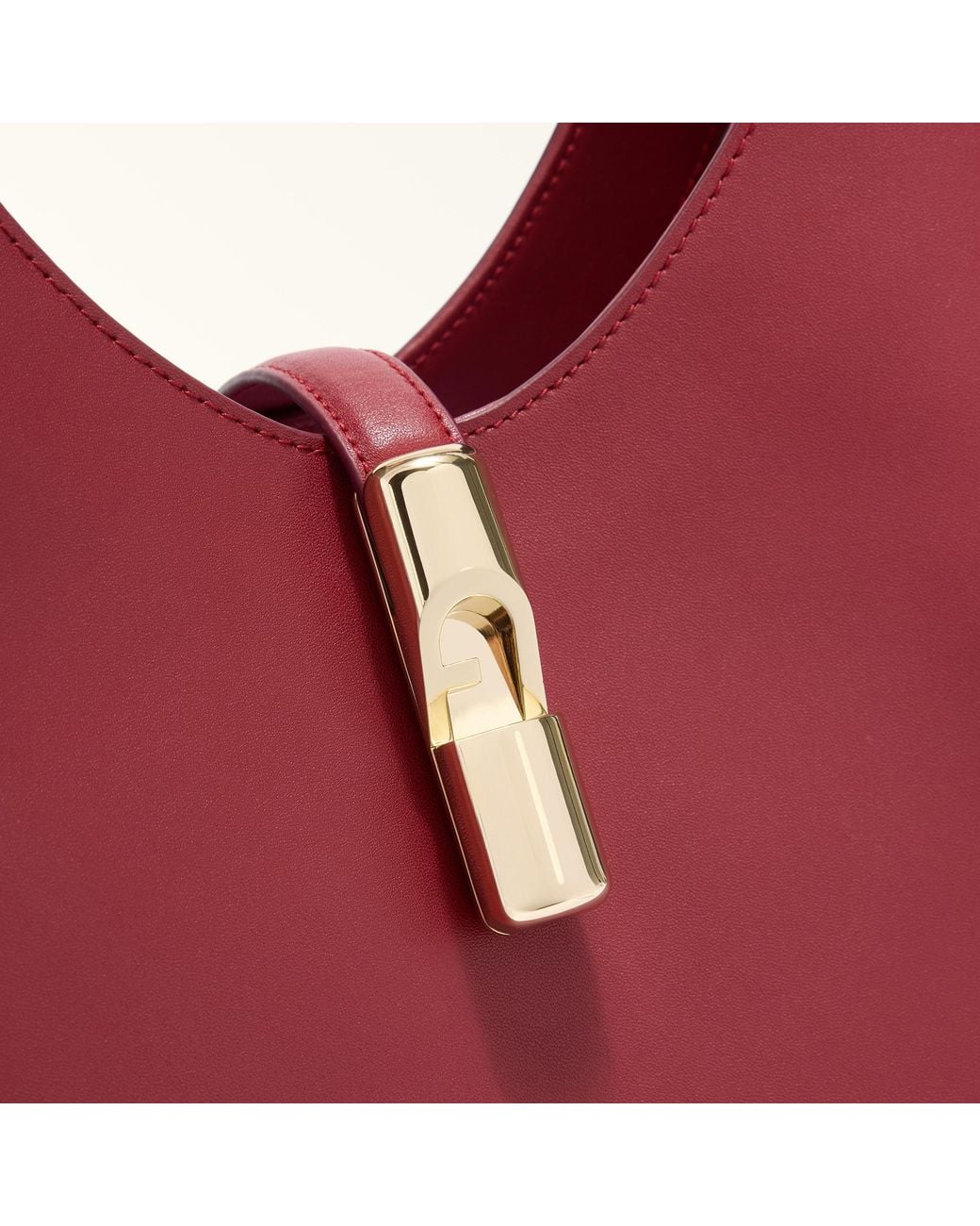 Furla Red Goccia Shoulder Bag Ciliegia D Sidney Calf Leather