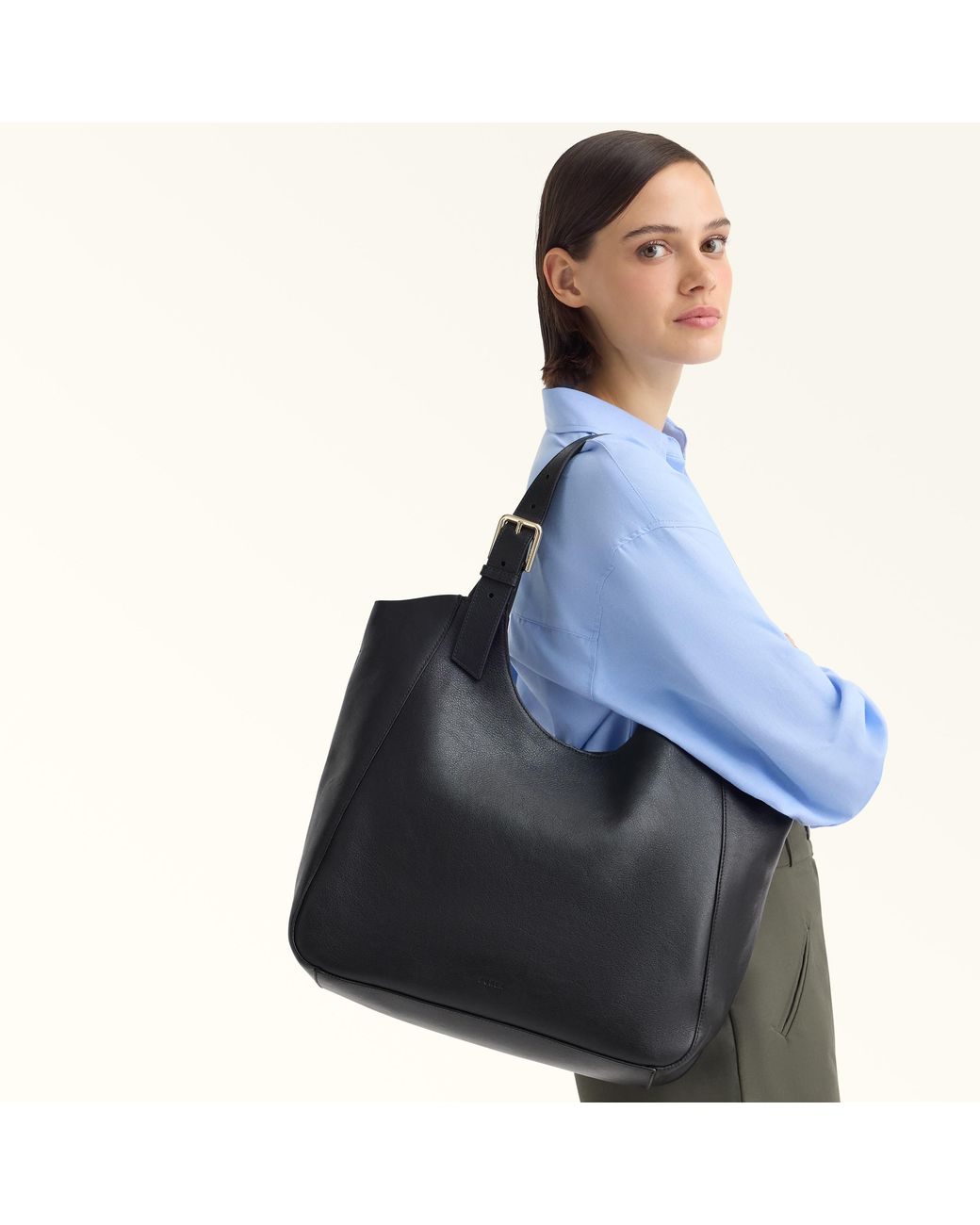 Furla Black Dora Tote M Nero Smith Calf Leather