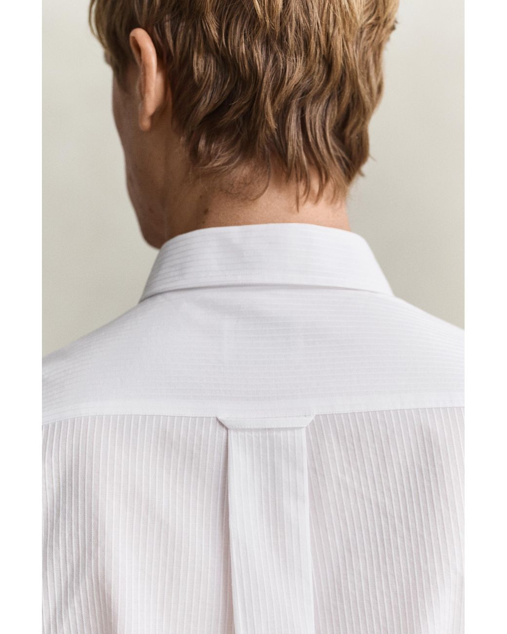 Gant White Regular Fit Dobby Striped Shirt for men
