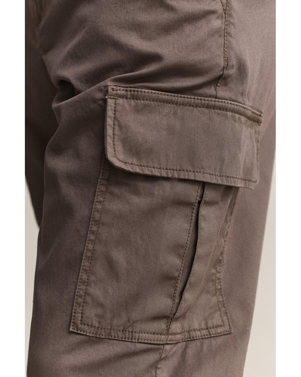 Gant Natural Cargo Pants for men