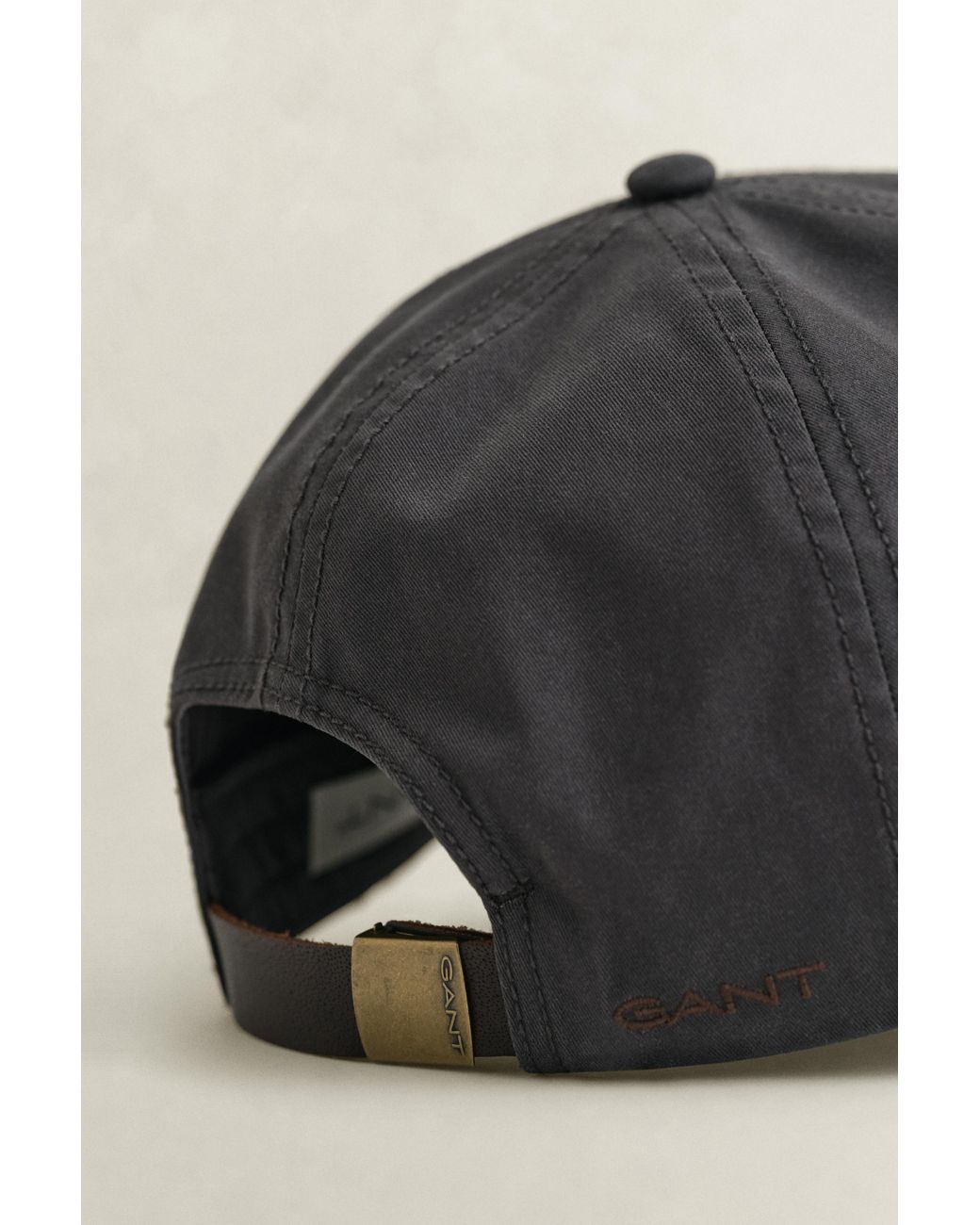 Gant Gray Waxed Leather Visor Cap for men