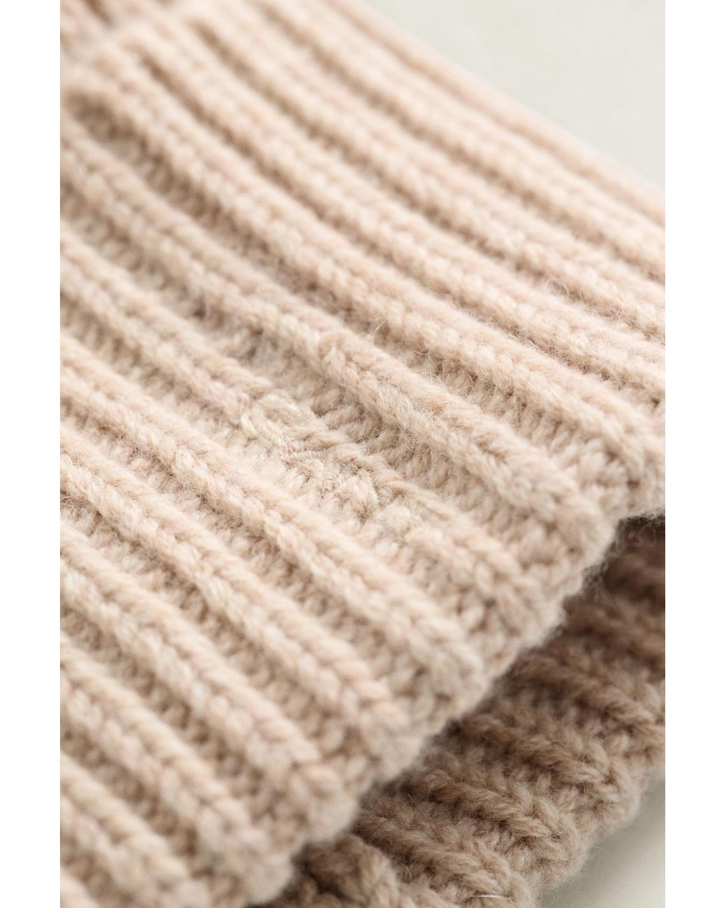 Gant Natural Ribbed Wool Cashmere Blend Beanie Light Melange