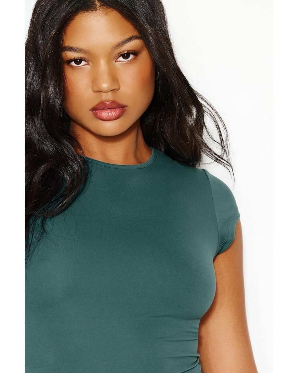 Garage Green Sleek Crewneck T-Shirt