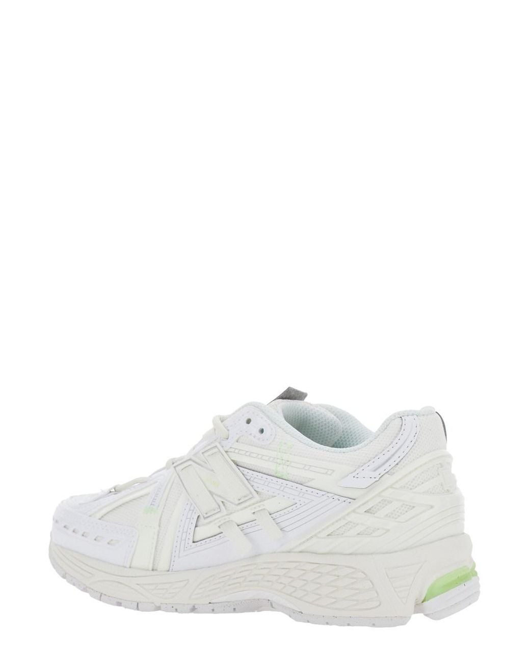 New Balance White Sneaker With Mesh Design