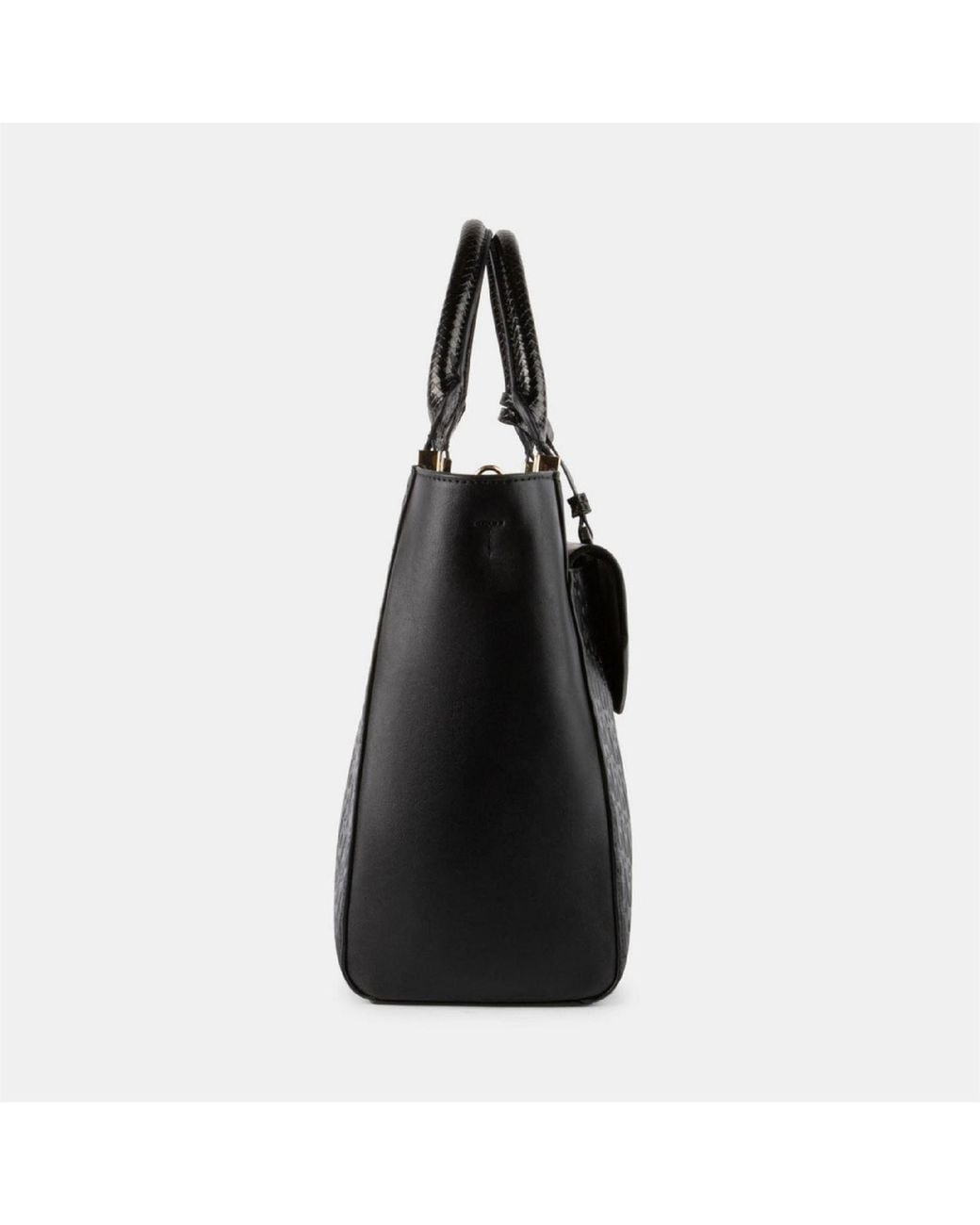 Steve Madden Black Rectangle Shape Tote Handbag With Badge