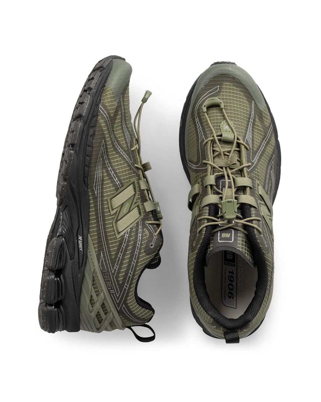 New Balance Green 1906R Trainers 6 (39.5) for men