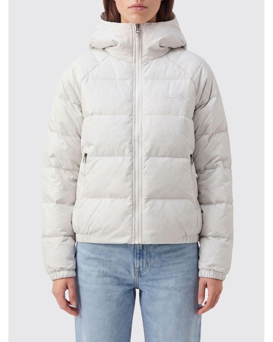The North Face Gray Short Quilted Nylon Hooded Down Jacket With Contrast Logo