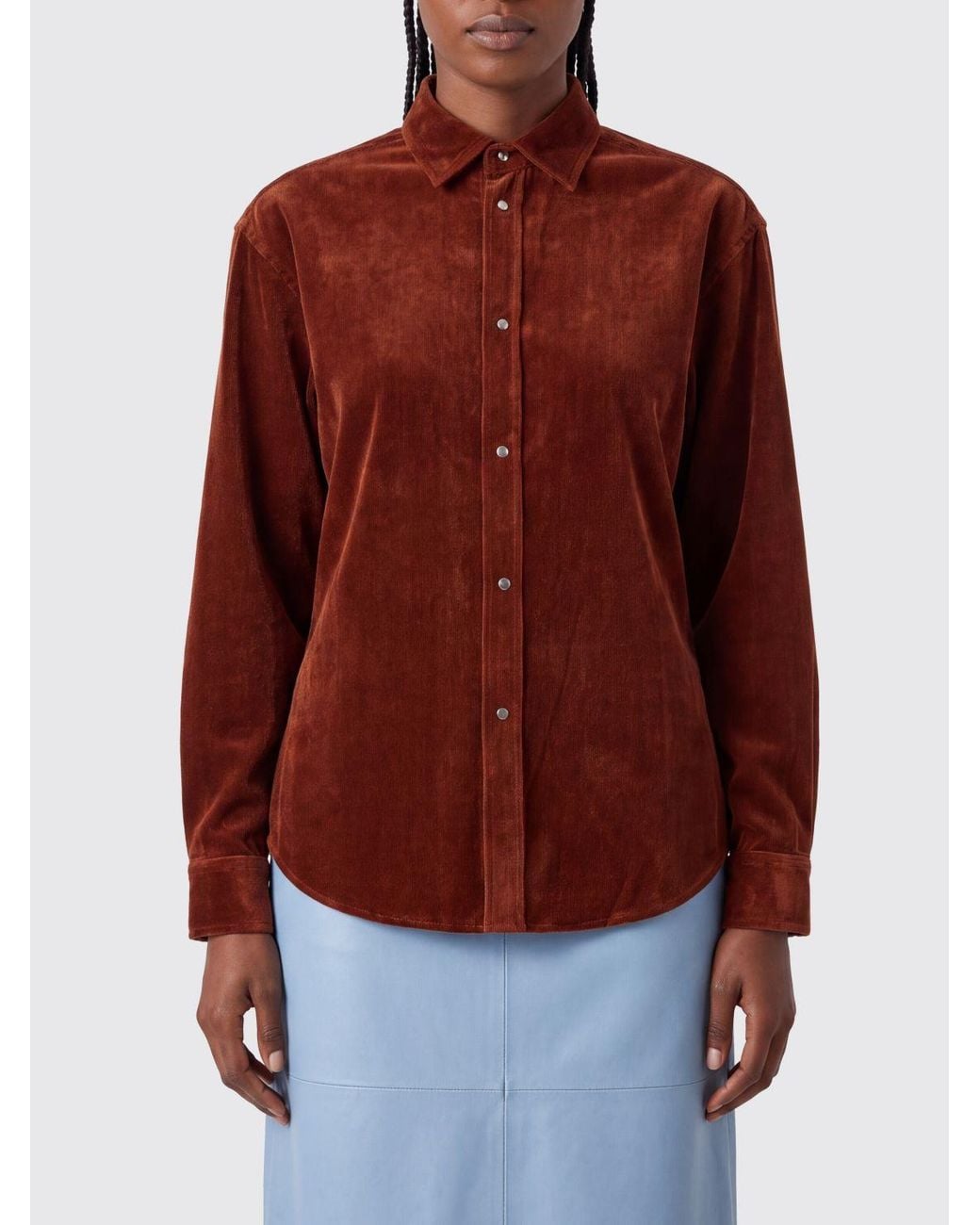 Nude Red Long-Sleeved Velvet Shirt With A Classic Collar And Button Closure