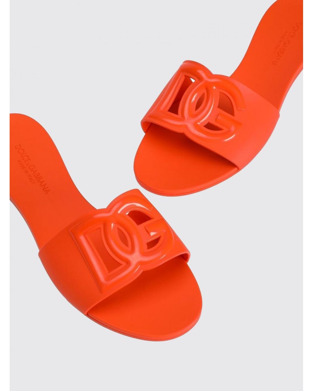 Dolce & Gabbana Red Dolce &Amp Gabbana Engraved Logo Rubber Slide Sandals