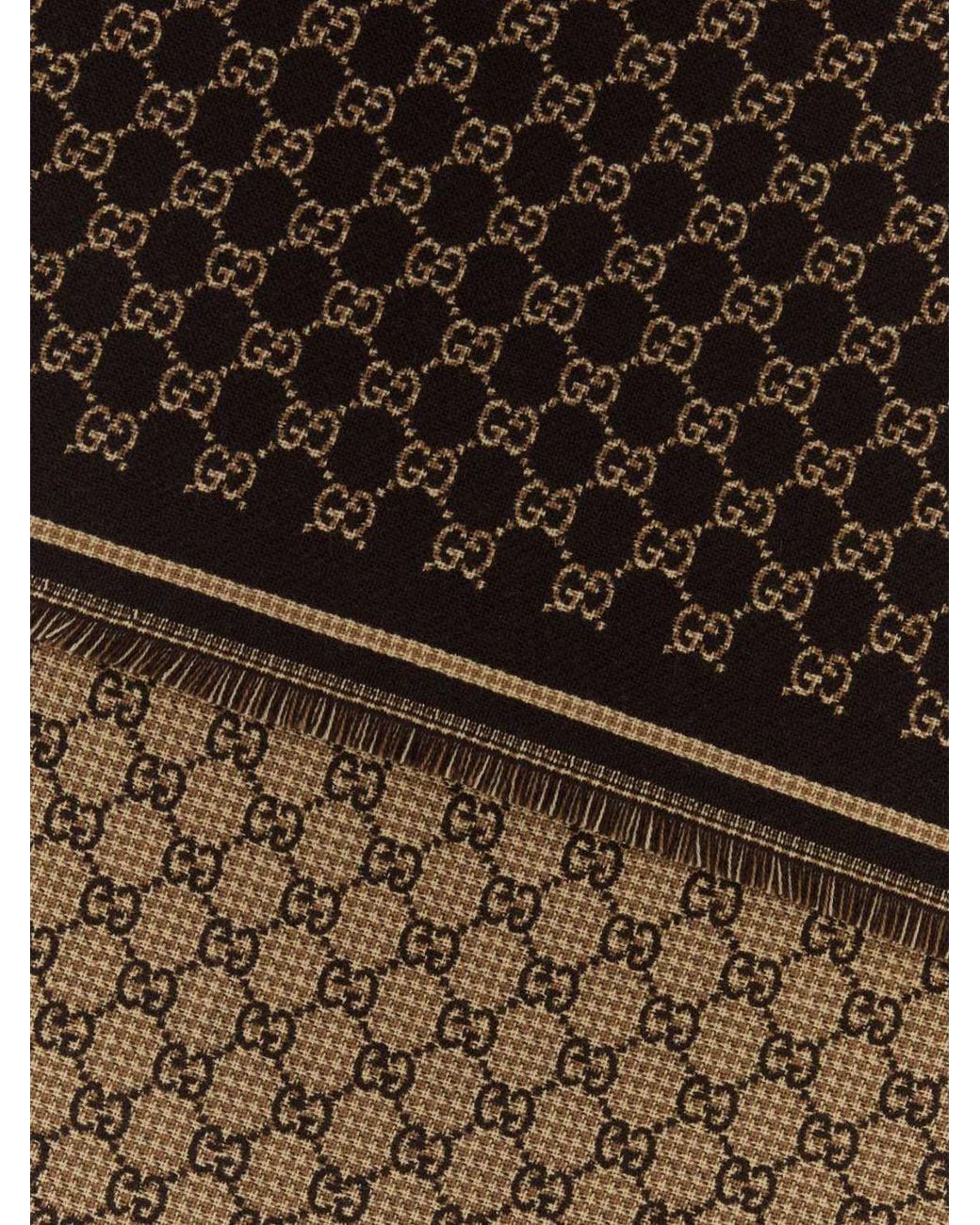 Gucci Wollschal Mit Durchgehendem Gg-Muster Und Fransenkanten in Black für Herren