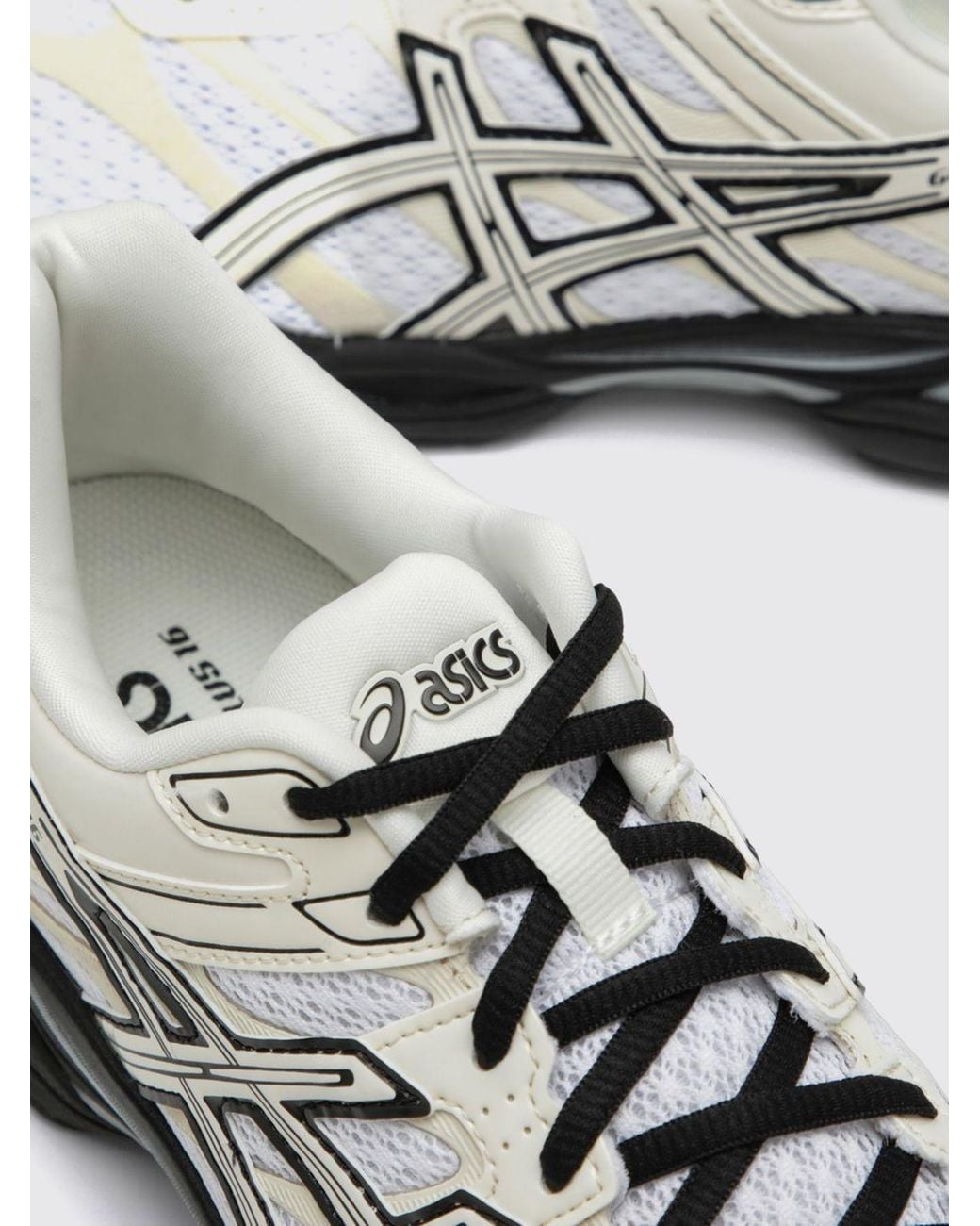 Asics White Gel-Cumulus 16 Low-Top Sneakers for men