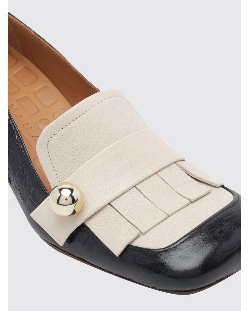 Chie Mihara Black Pump
