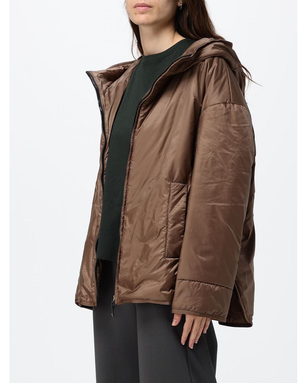 Max Mara Brown Waterproof Short Puffer Jacket With Hood And Zip Closure