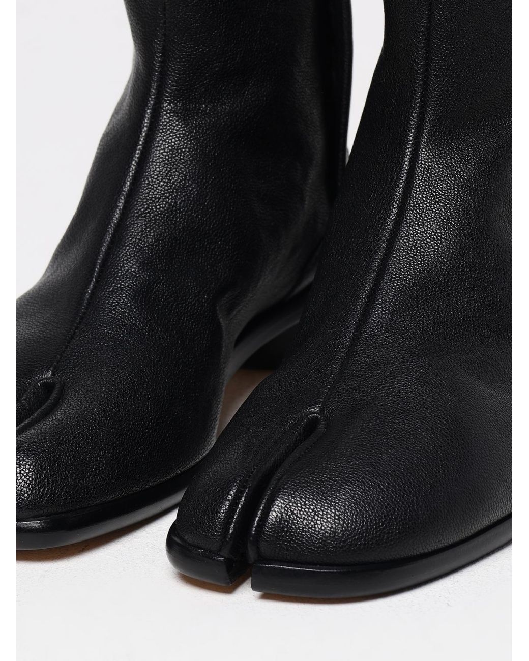 Maison Margiela Black Tabi Grained Leather Ankle Boots for men