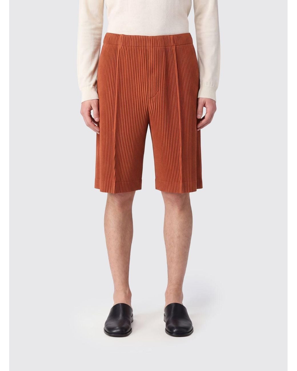 Homme Plissé Issey Miyake Red Pleated Crêpe Knee-Length Shorts Homme Plissé Issey Miyake for men