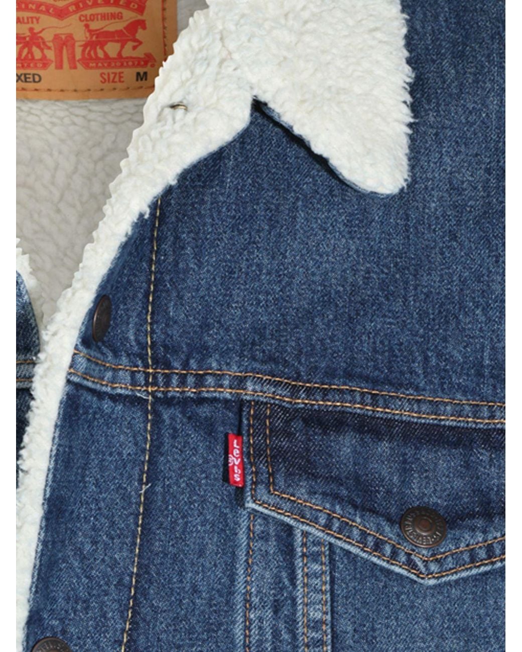 Levi's Blue Denim Shirt Jacket With Fur Collar And Patch Pockets for men