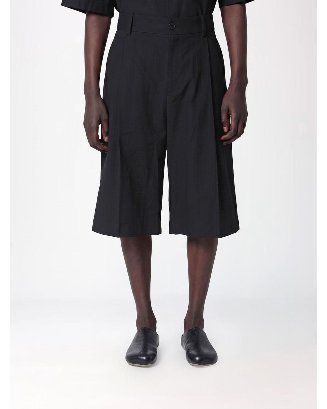 Studio Nicholson Black Fowld Knee-Length Chino Shorts for men