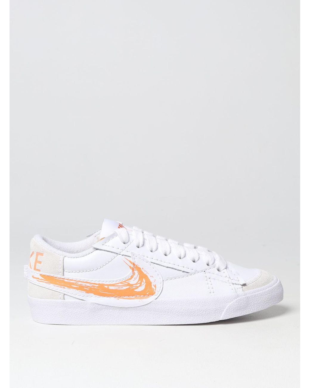 nike knit shoes white