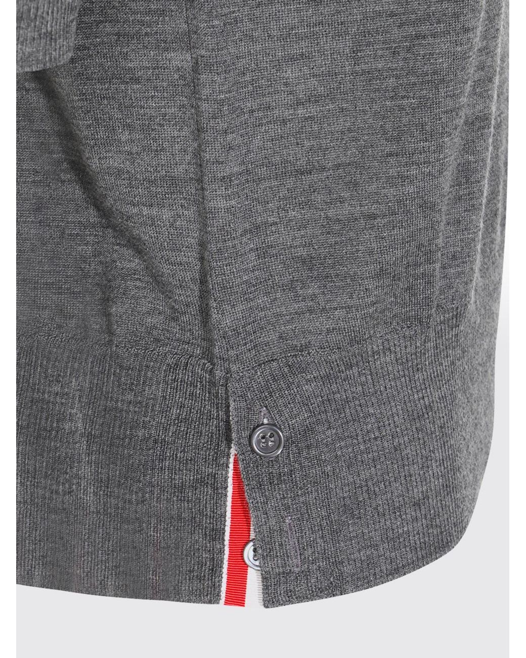 Thom Browne Gray Kurzärmeliger Rundhalspullover Aus Schurwolle Mit 4-Streifen-Motiv