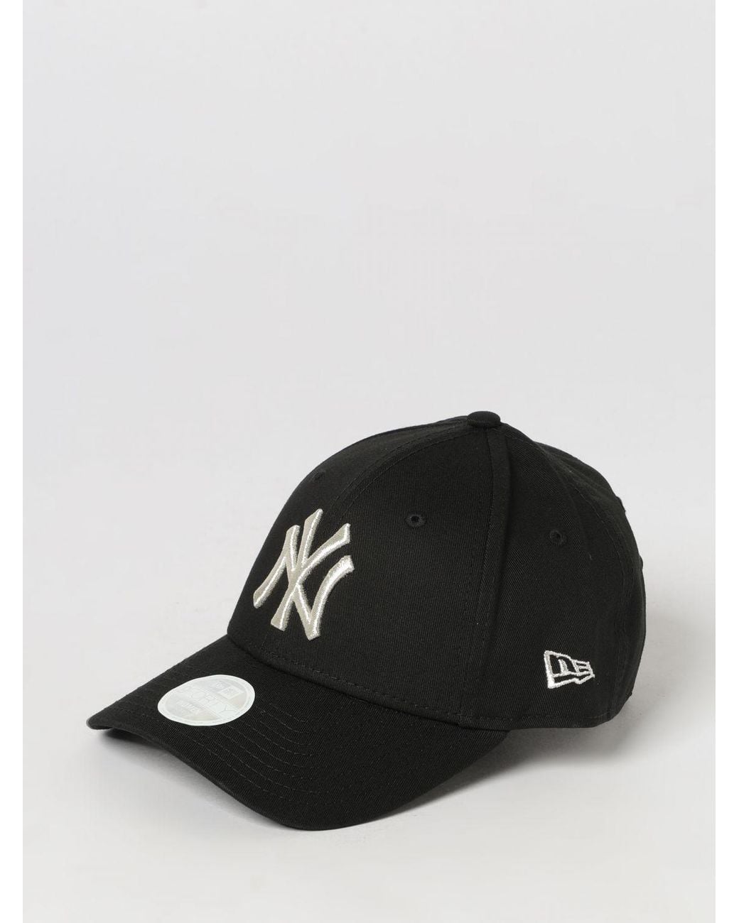 KTZ Black 9Forty Ny Yankees Cotton Baseball Cap With Embroidered Logo