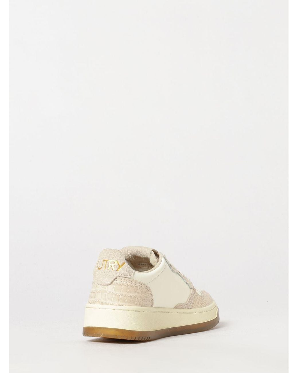 Autry Natural Medalist Low Super Vintage Leather And Suede Sneakers With Worn Effect