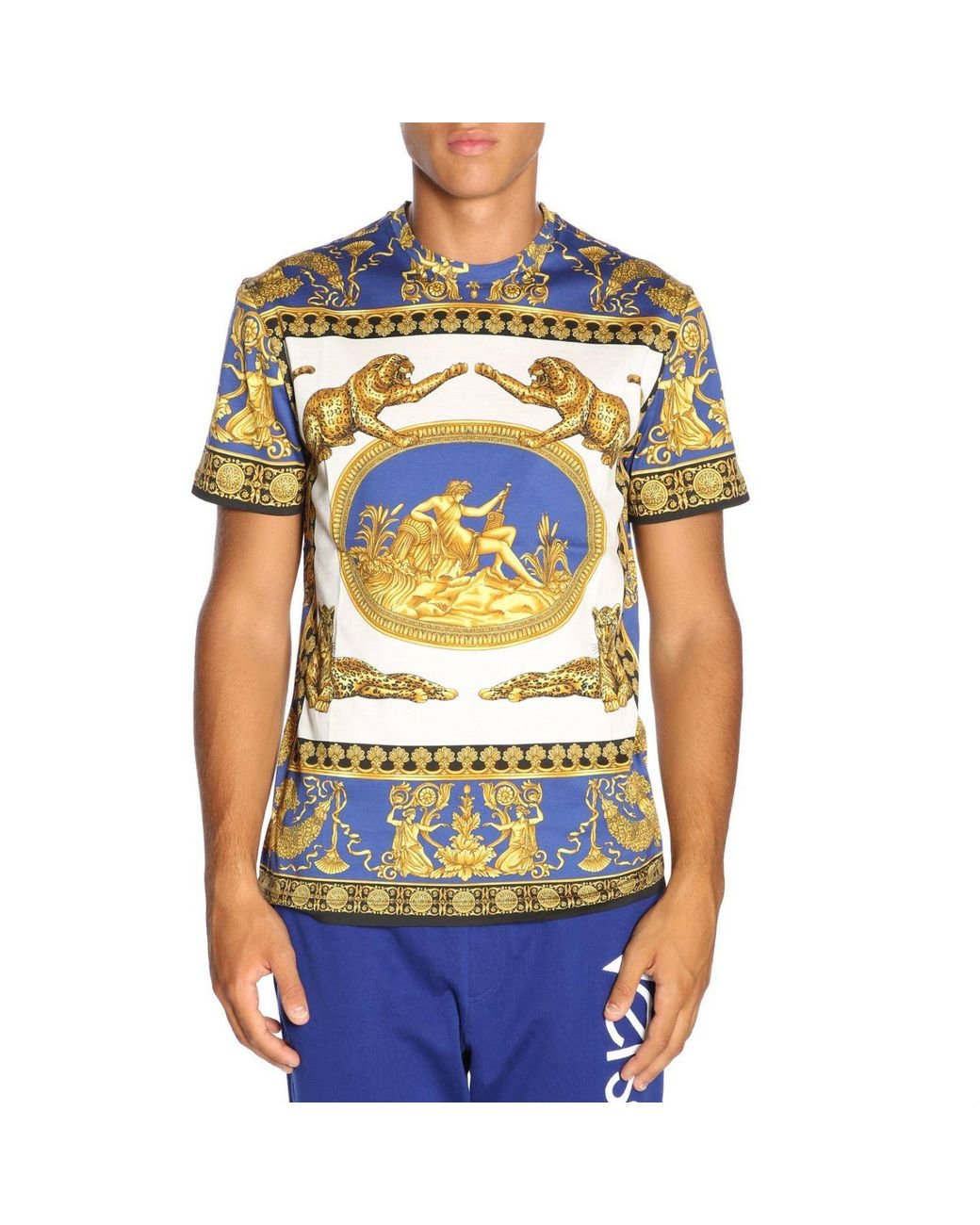 versace t shirt and shorts