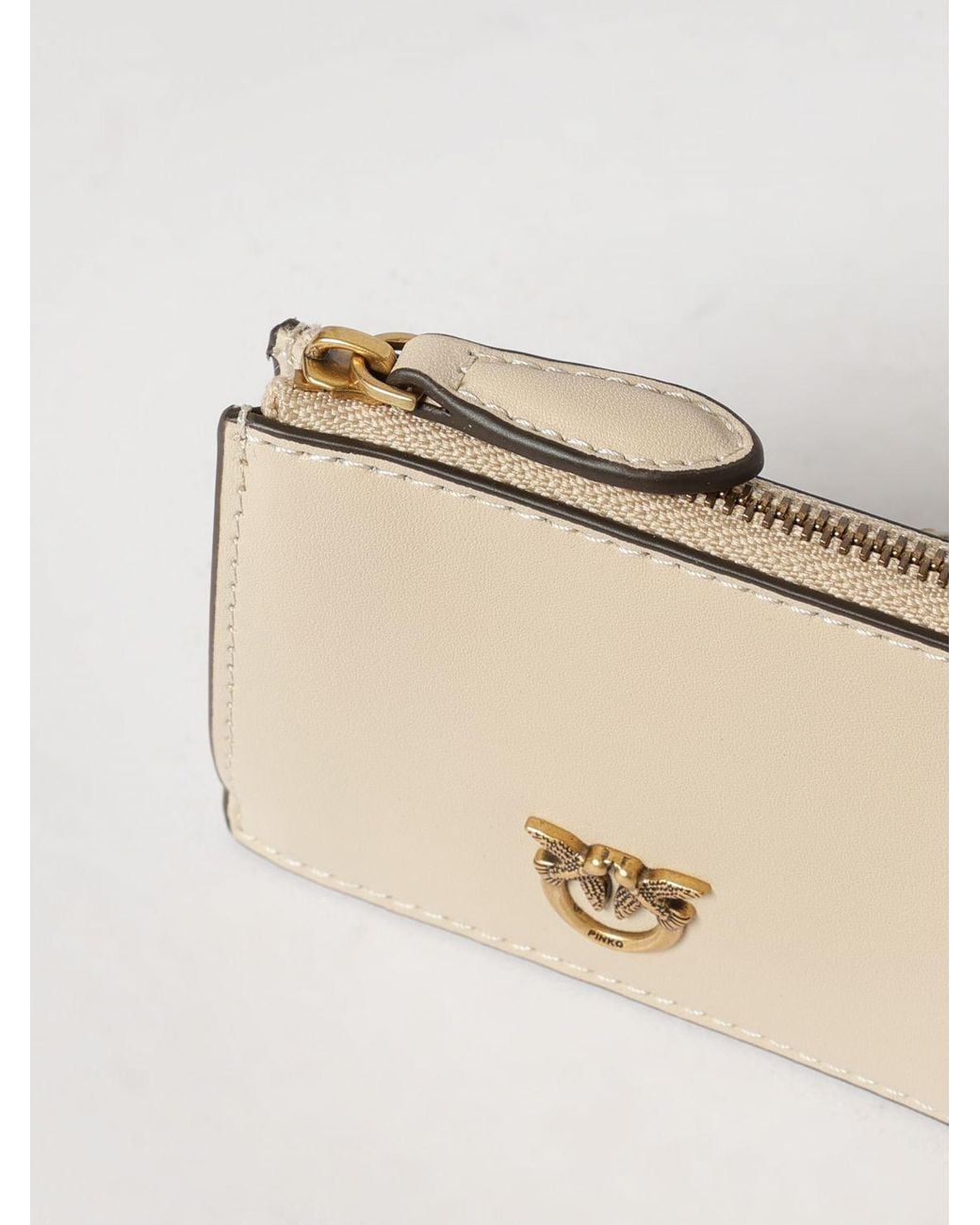 Pinko Natural Flat Leather Card Holder With Love Birds Logo And Zip Closure