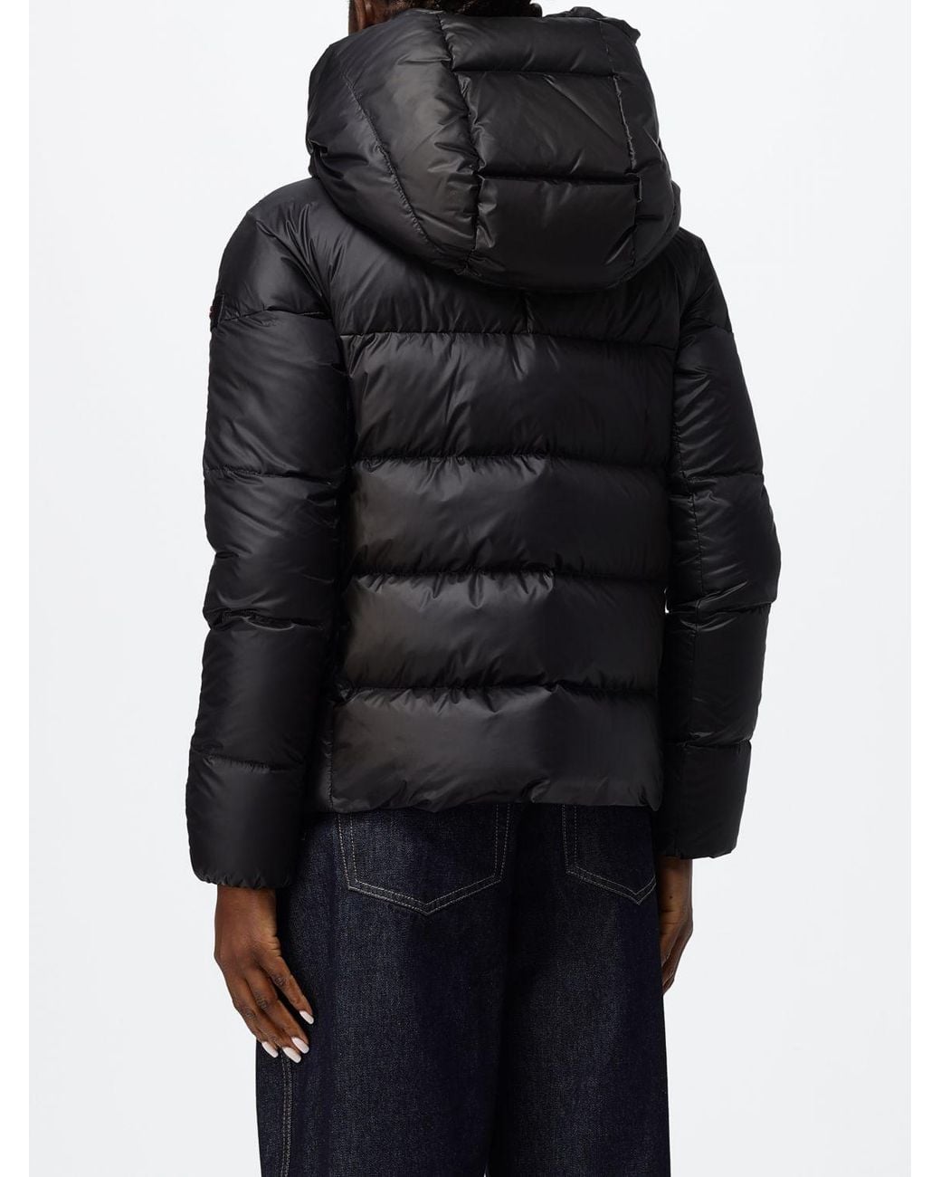 Peuterey Black Short Quilted Nylon Puffer Jacket With A Hood And Water-Repellent Finish