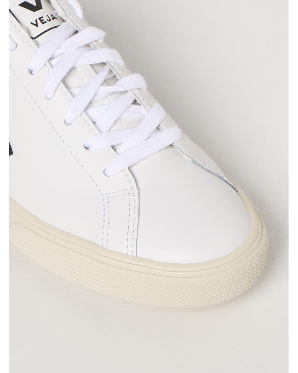 Veja Natural Esplar Leather Sneakers