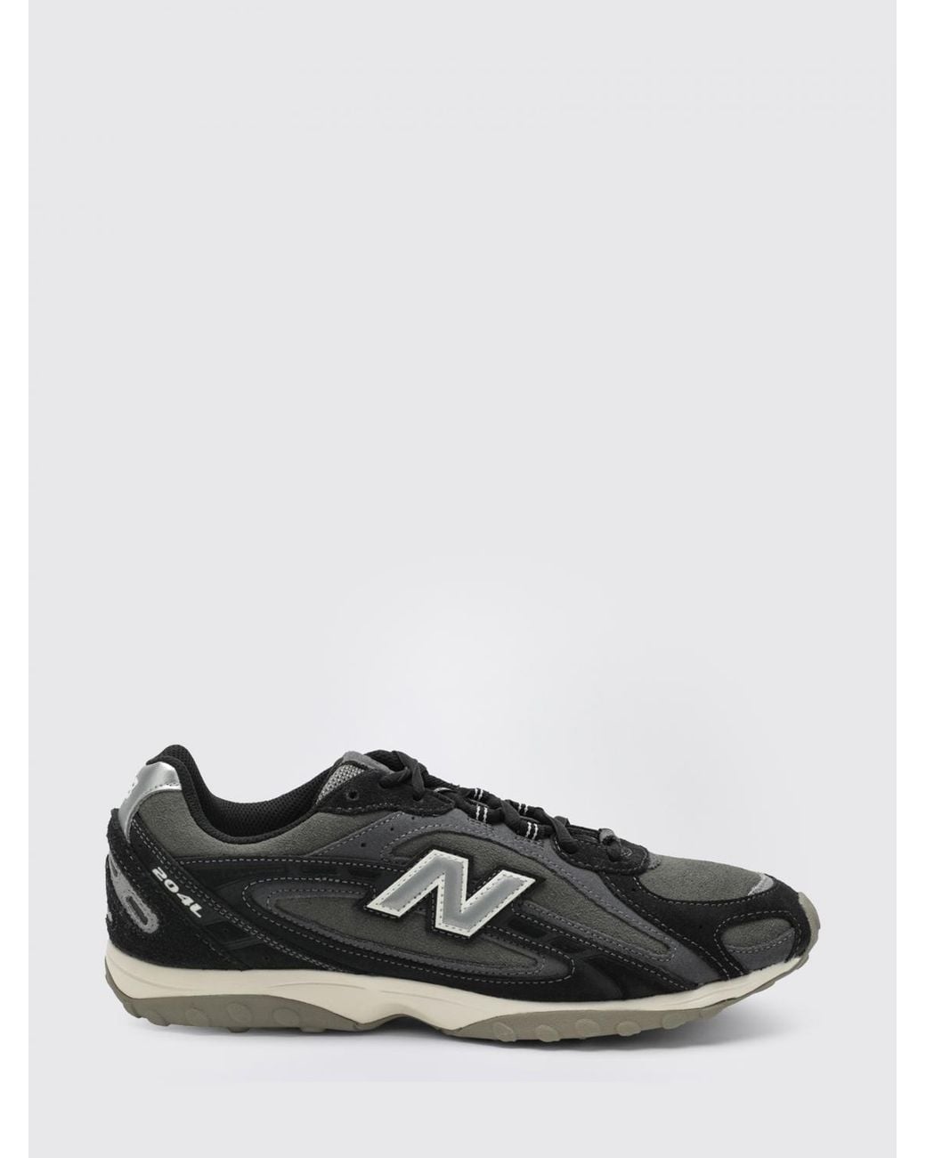New Balance Black 204L Running Sneakers for men