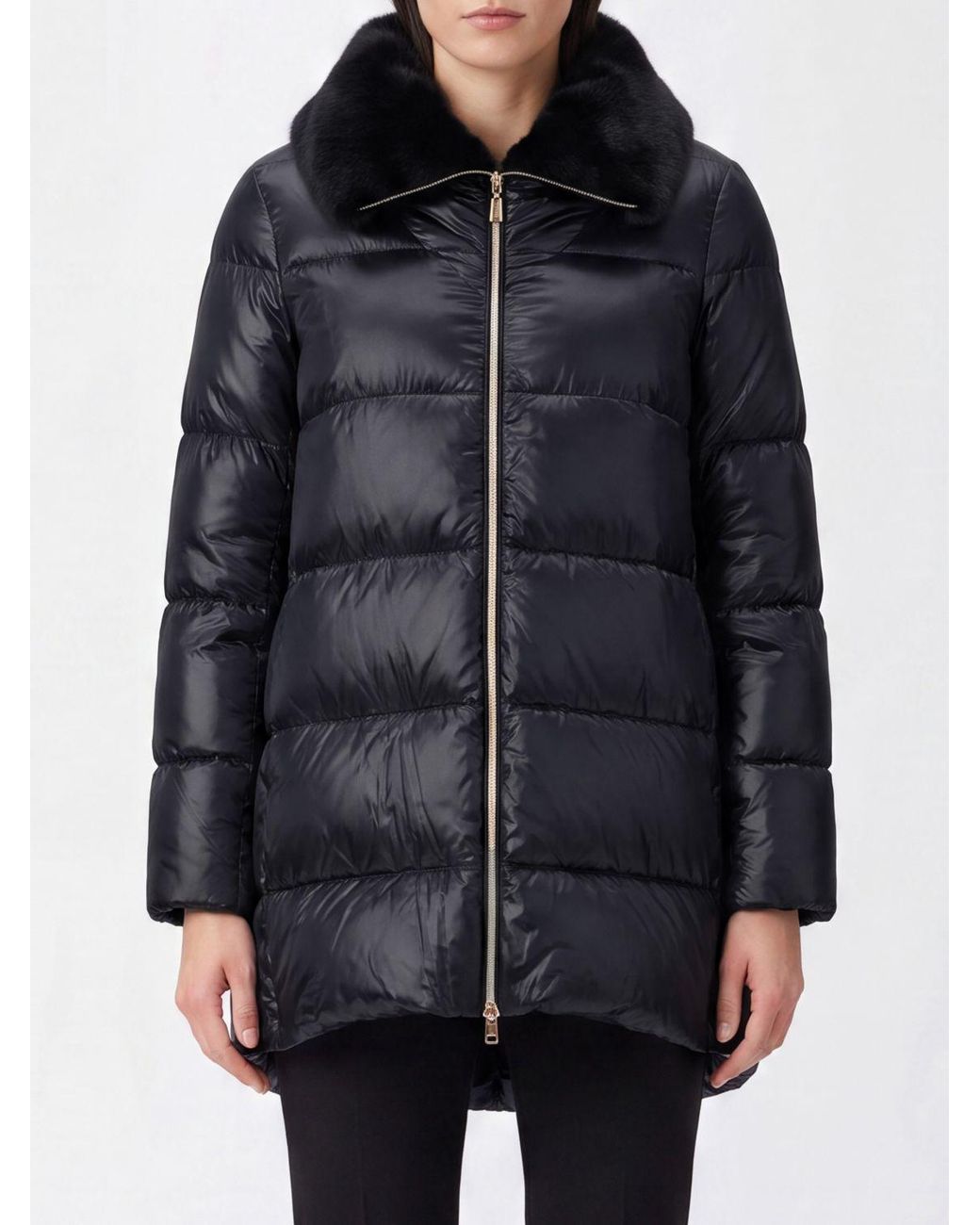 Herno Black Water-Repellent Quilted Nylon Short Down Jacket With Fur Collar