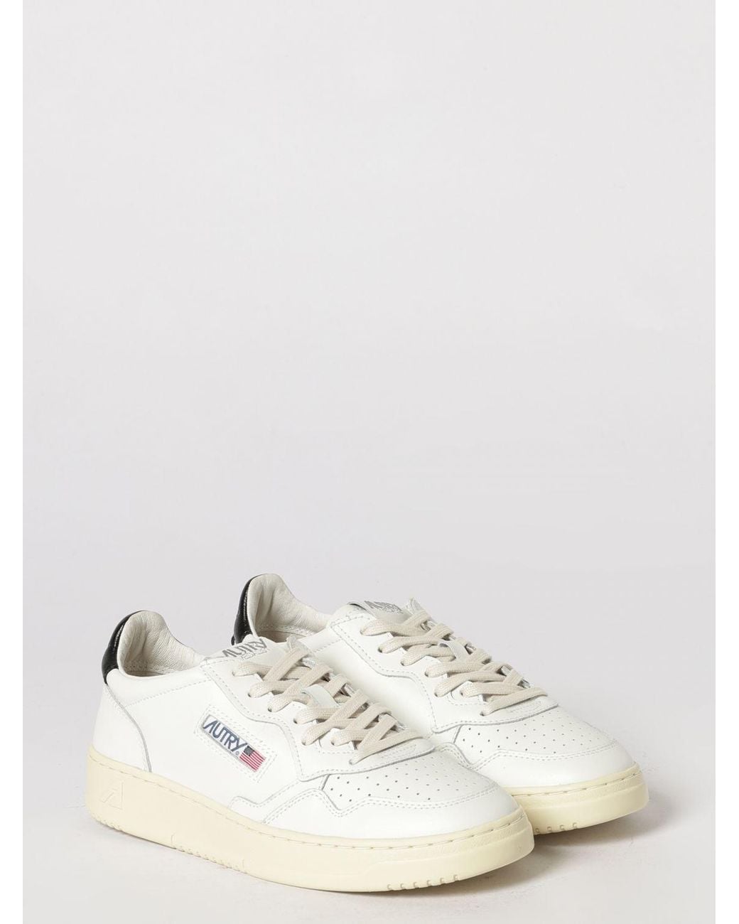 Autry Natural Medalist Low Top Trainers for men
